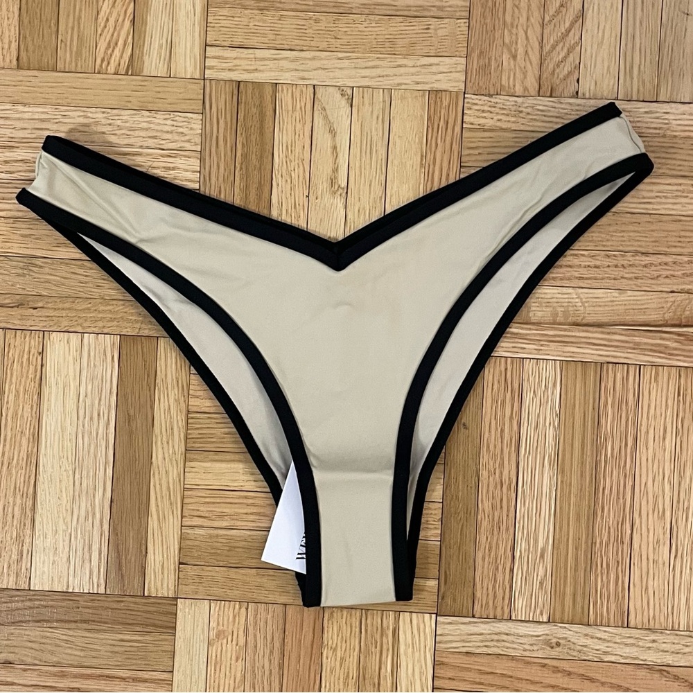 Brand new with tags - WWW Delilah Bottom